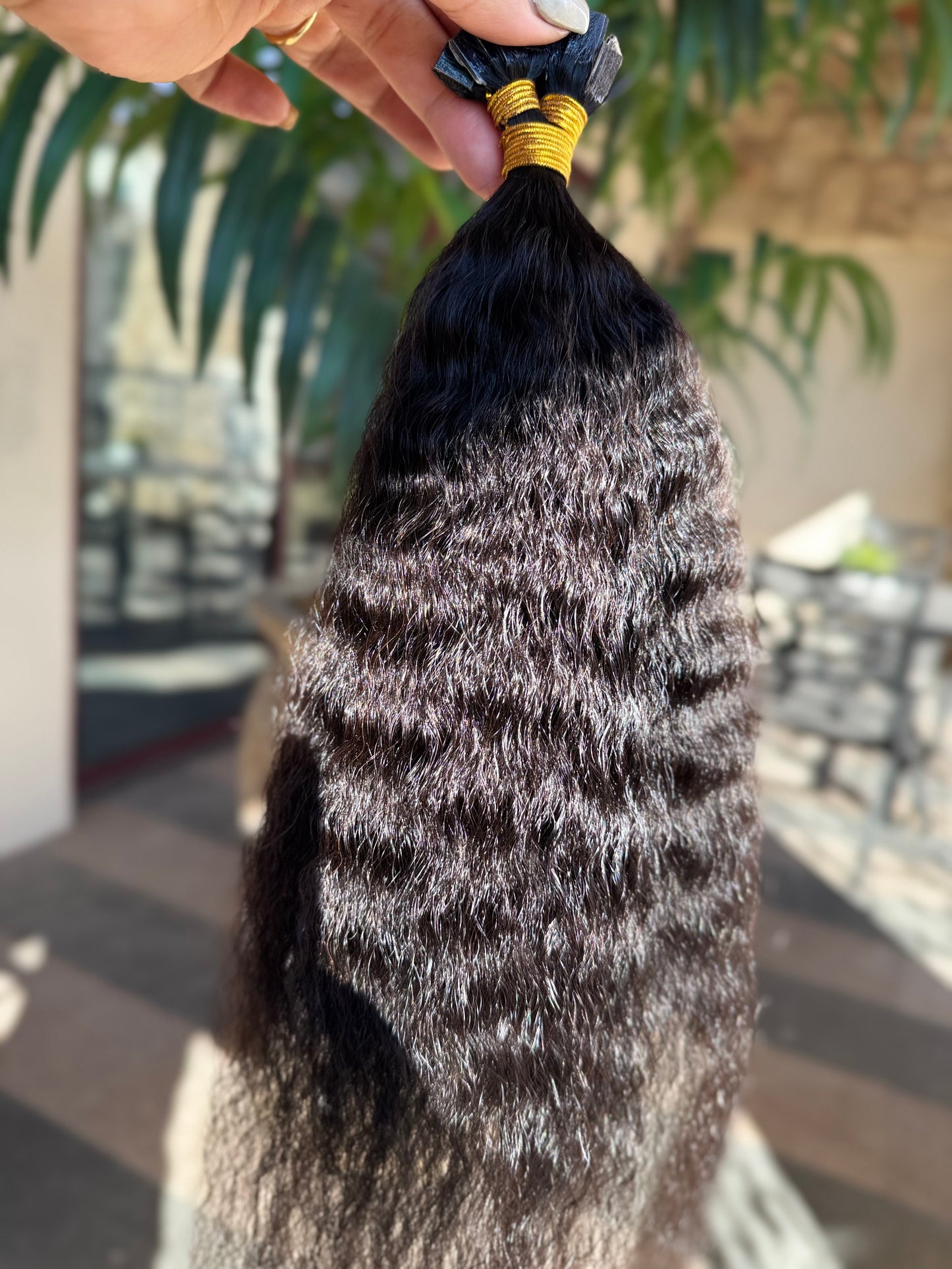 Salon Cass Kinky Straight Weft Extenions